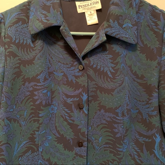 Sold! Pendleton Blazer Size 6 lightweight - Picture 2 of 6